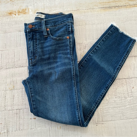 Madewell Denim - Madewell 10” High Rise Skinny Jeans size 25 Raw Hem Ankle Length
